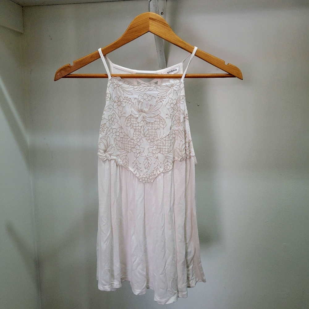 Women's Eyeshadow White & Cream Floral Criss-Cross Back Tank Top - Size M